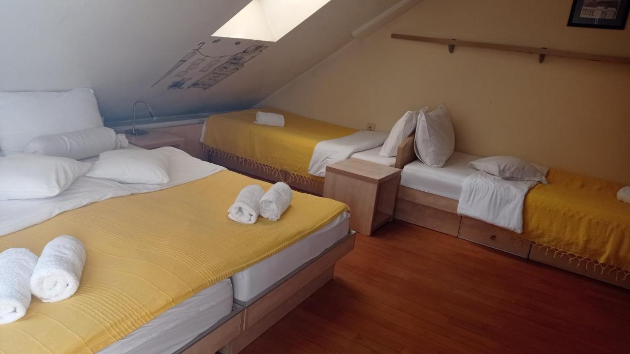 Car Royal Apartments And Rooms Νόβι Σαντ Εξωτερικό φωτογραφία