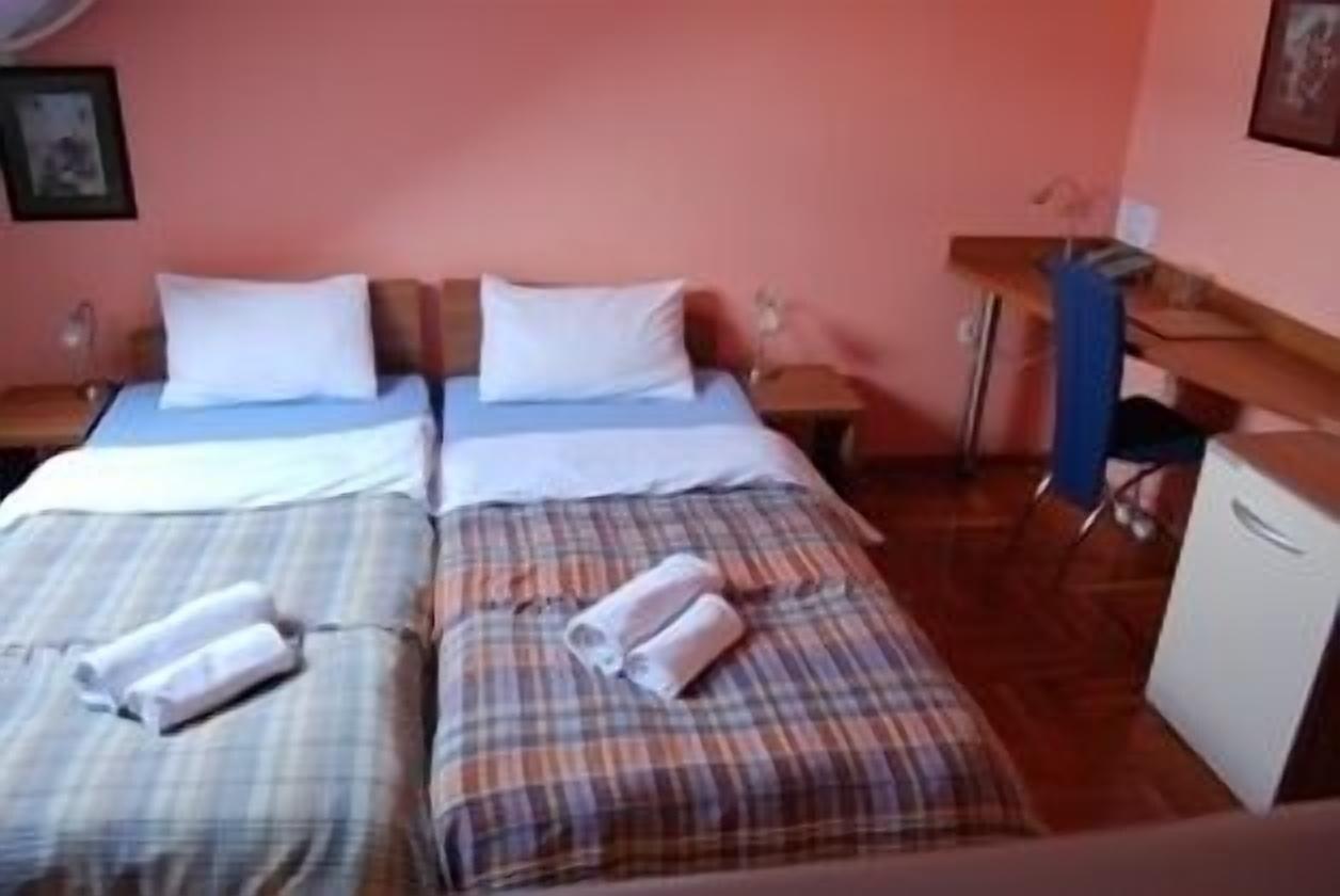 Car Royal Apartments And Rooms Νόβι Σαντ Εξωτερικό φωτογραφία