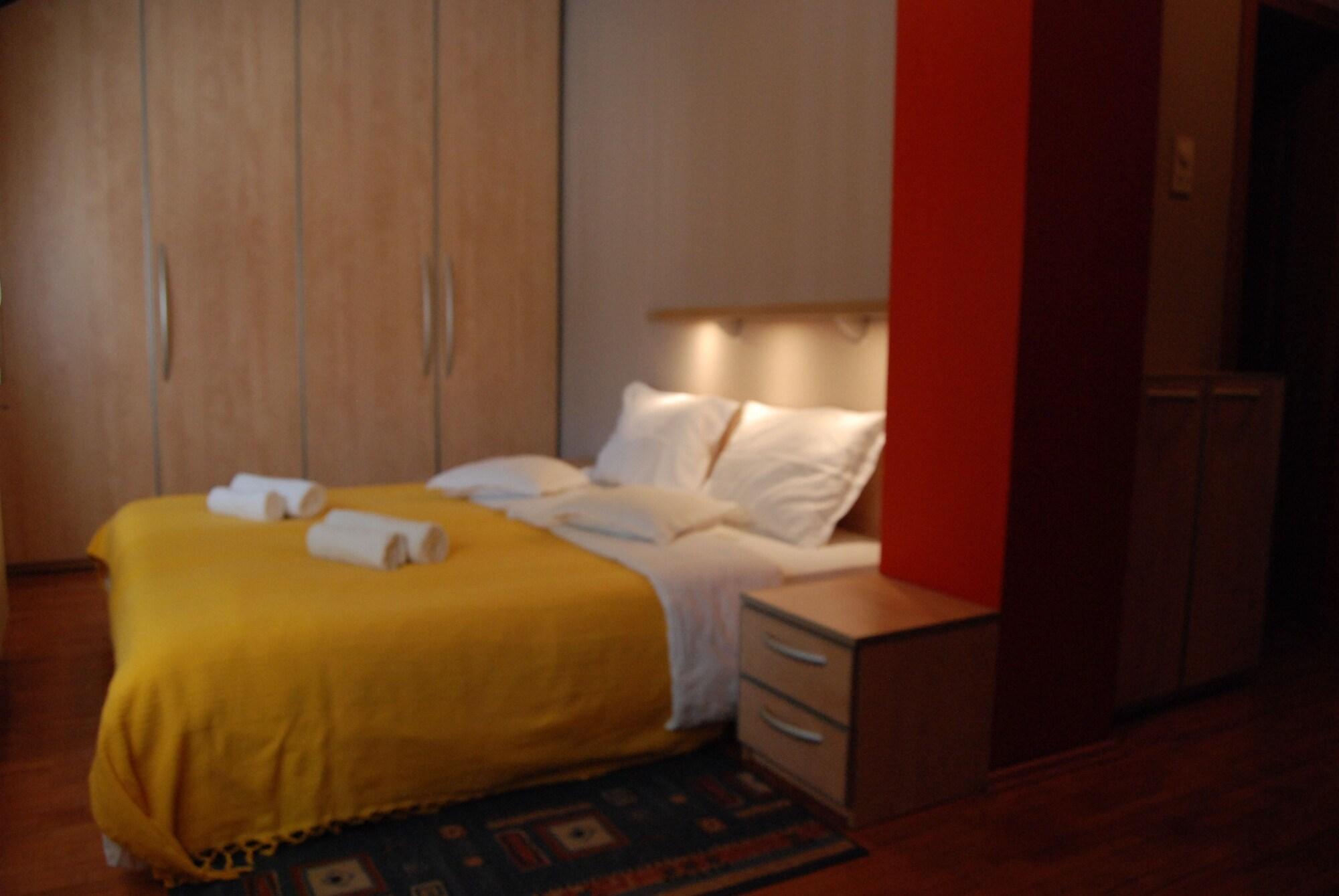 Car Royal Apartments And Rooms Νόβι Σαντ Εξωτερικό φωτογραφία